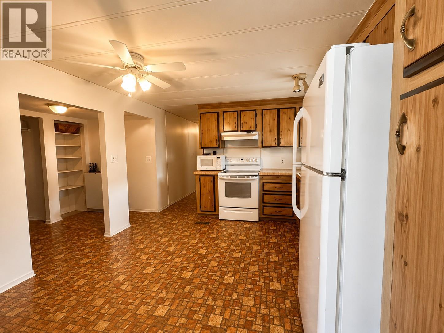 #55 3245 Paris Street - 9