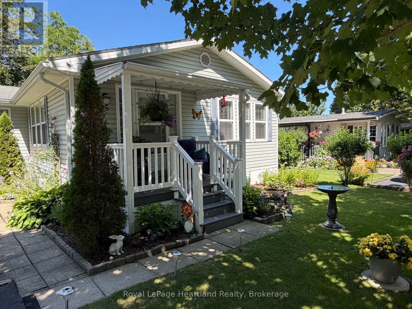 15 HURON LANE - Image 43