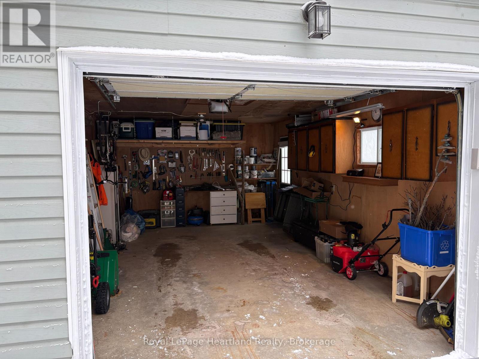 15 HURON LANE - 41