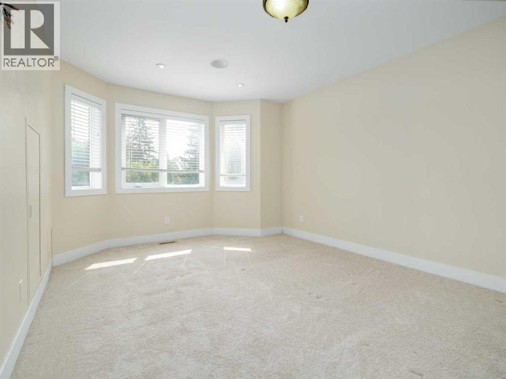 132 14 Street N - Image 22