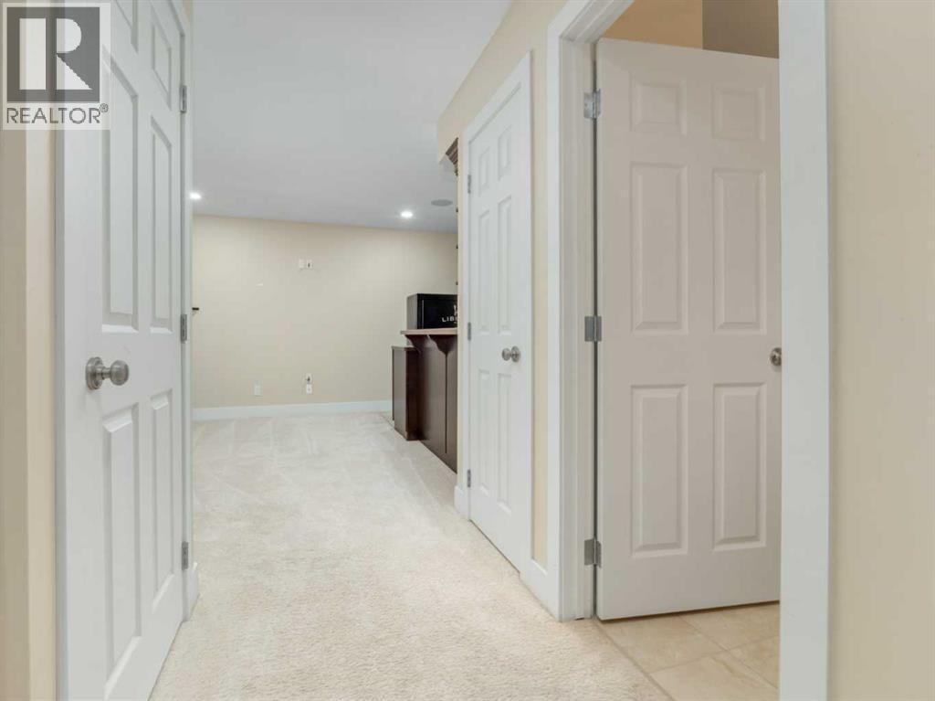 132 14 Street N - Image 27