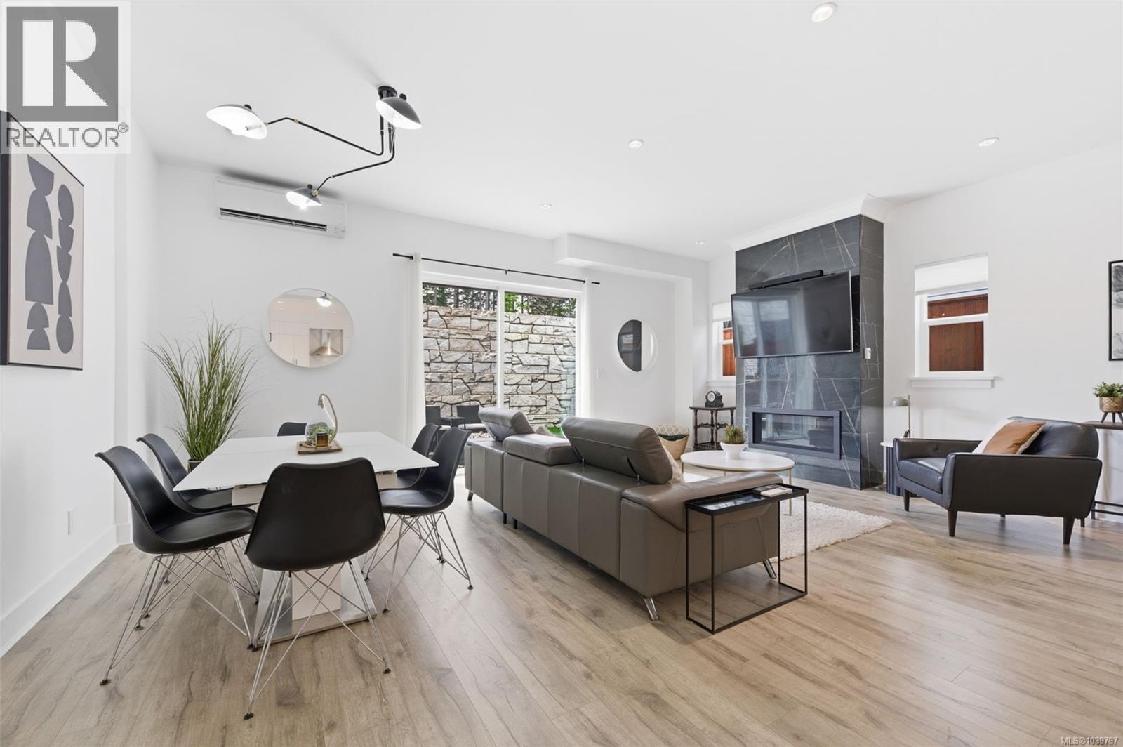 1323 Sandstone Lane - 9