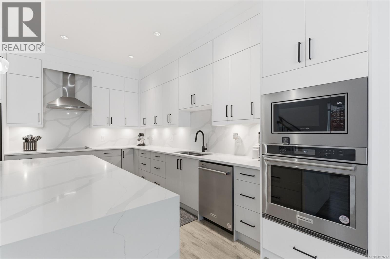 1323 Sandstone Lane - 5