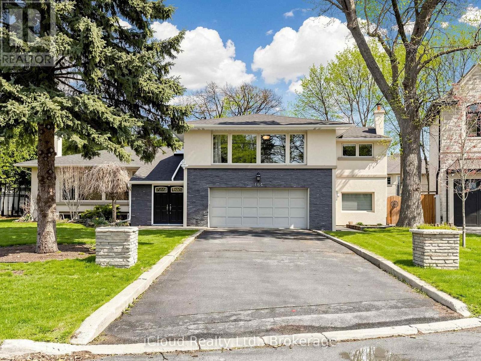 Listing photo of 164 MUNRO BOULEVARD