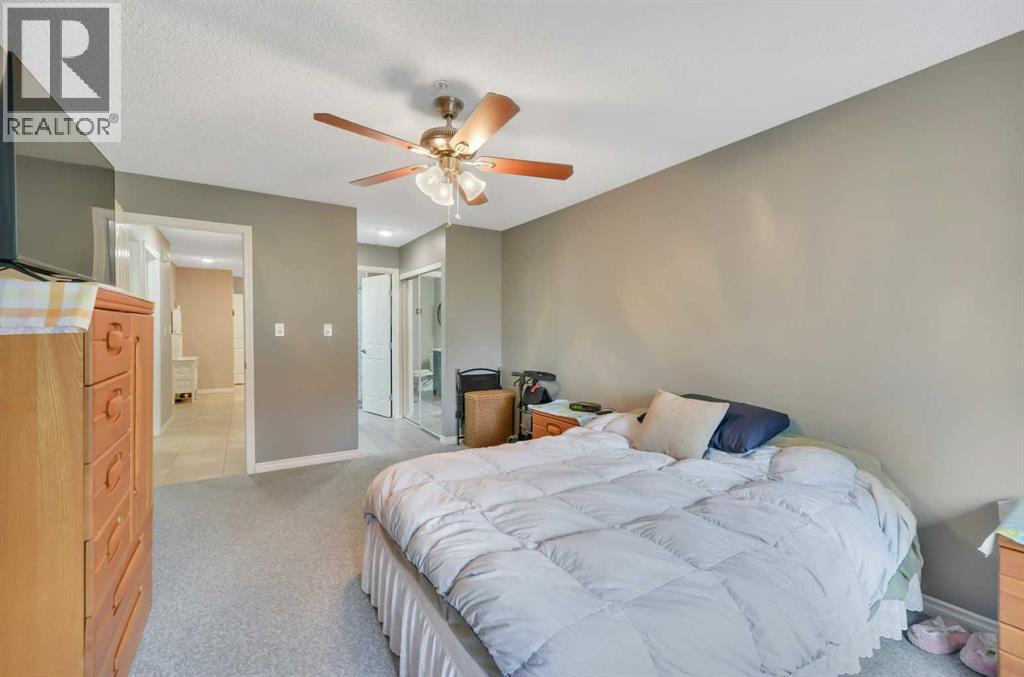 18 Averill Street, Red Deer