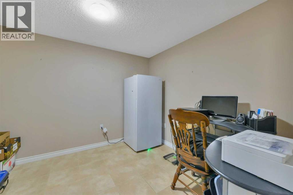 18 Averill Street, Red Deer