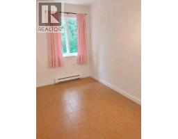 8354 Vinewood Place, Burnaby, BC V5A3V6 Photo 11