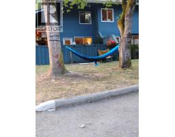 8354 Vinewood Place, Burnaby, BC V5A3V6 Photo 16