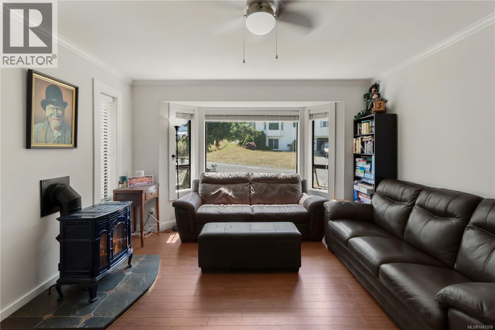 4537 Woodwinds Cres - 11