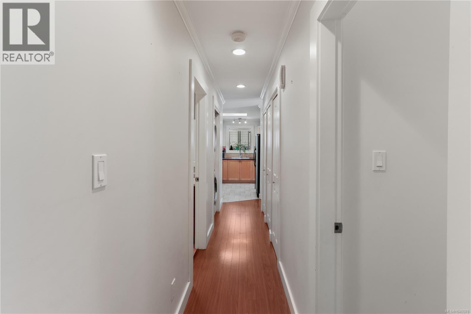 4537 Woodwinds Cres - 28
