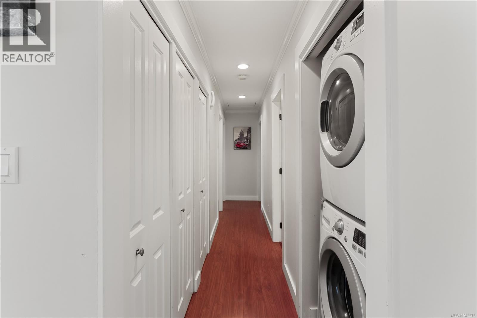 4537 Woodwinds Cres - 29