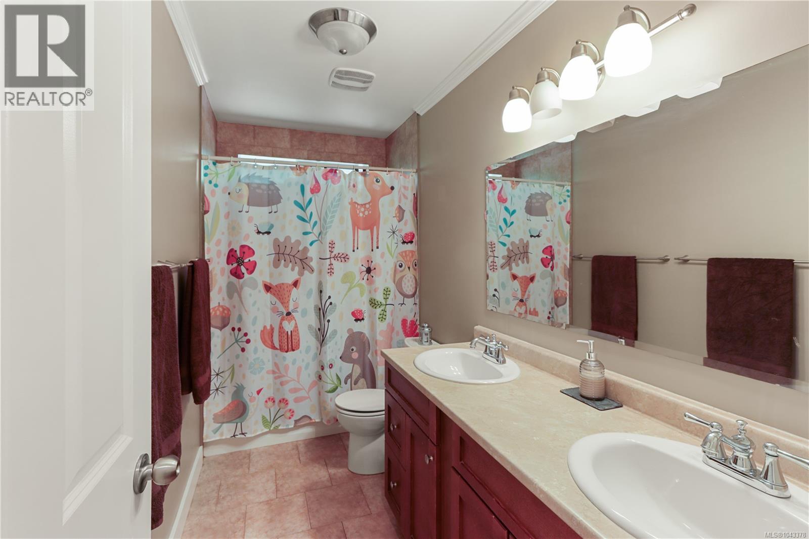 4537 Woodwinds Cres - 30