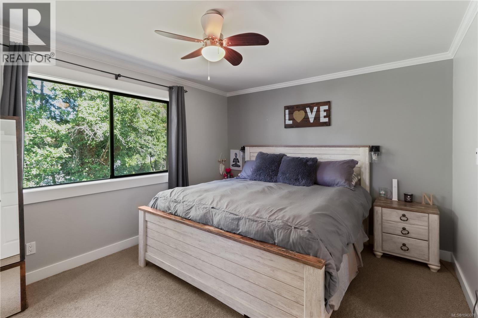 4537 Woodwinds Cres - 32