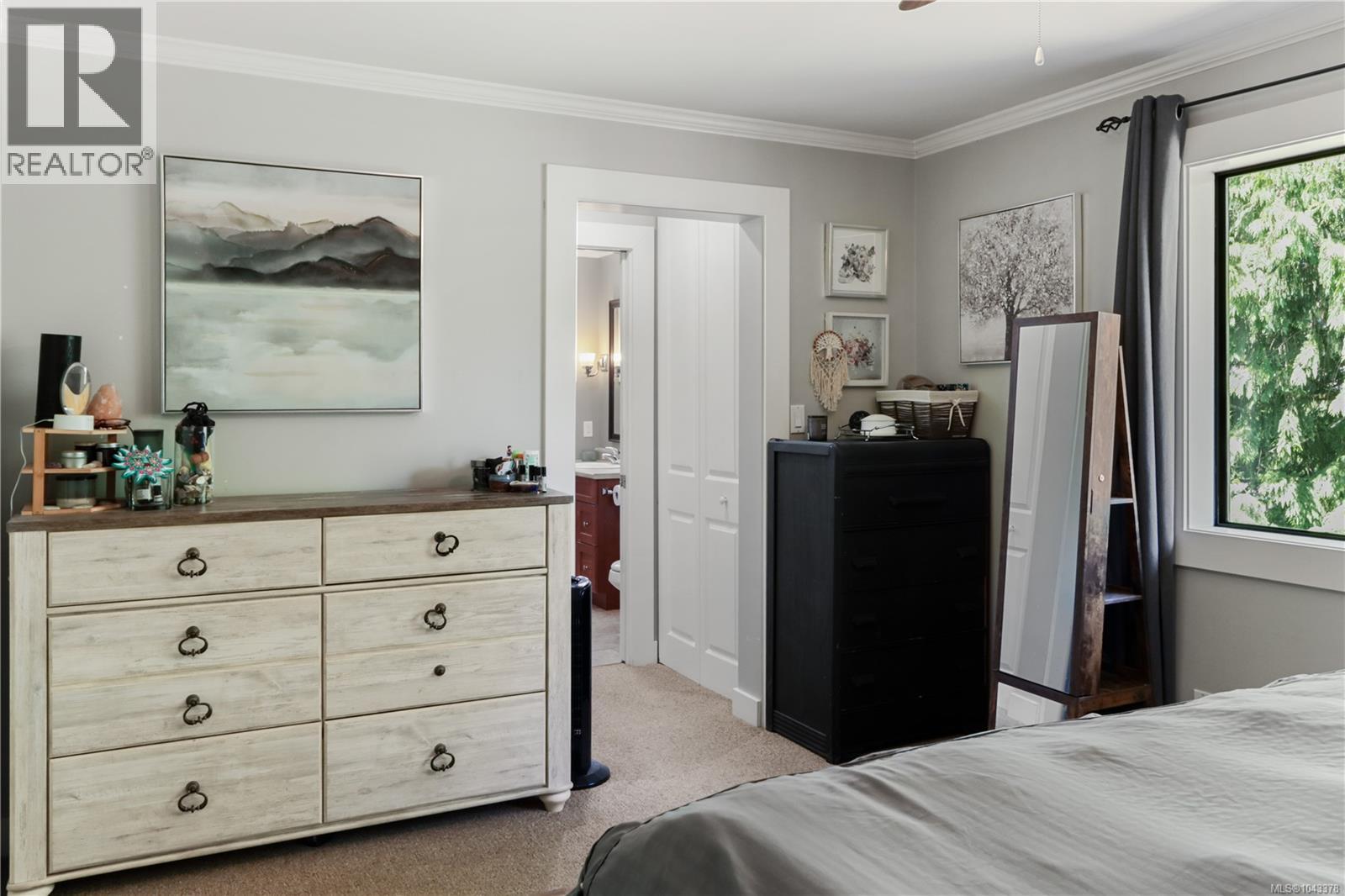 4537 Woodwinds Cres - 35