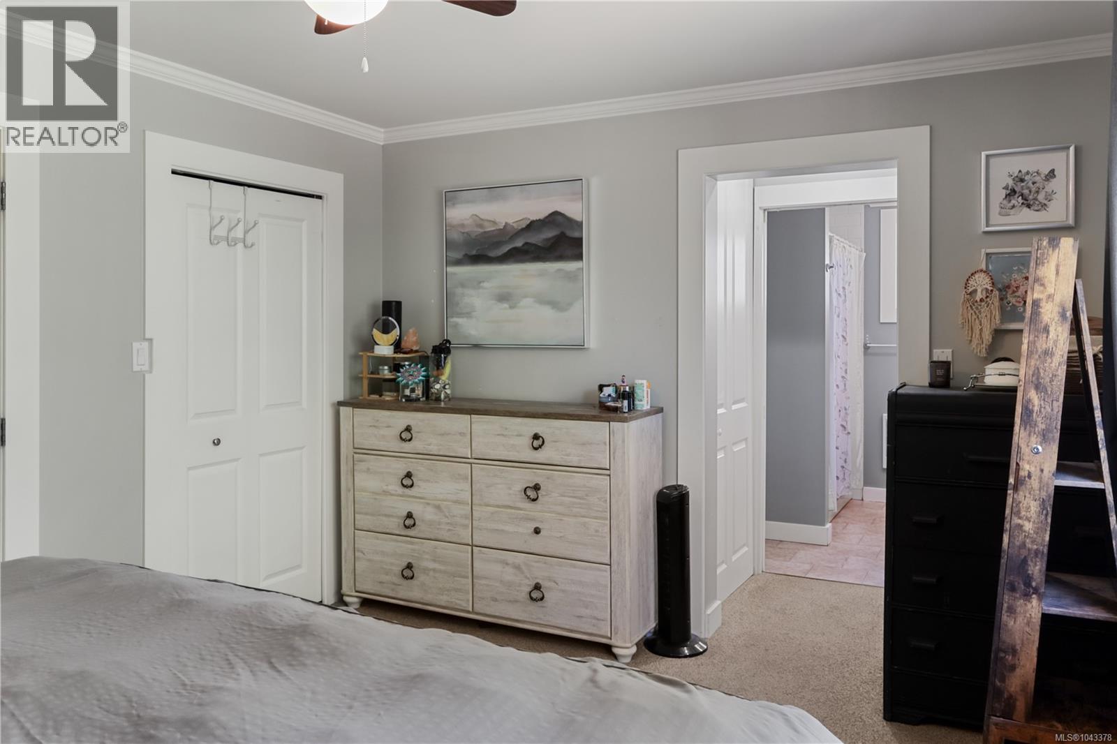 4537 Woodwinds Cres - 36