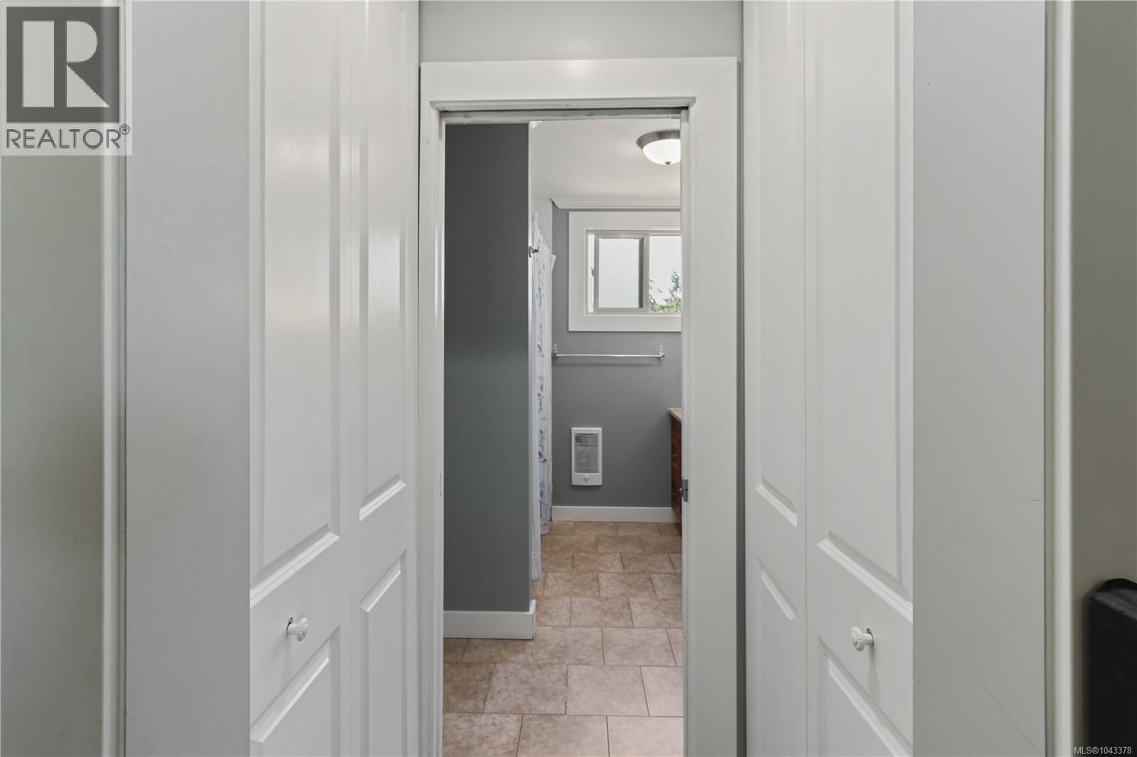 4537 Woodwinds Cres - 37