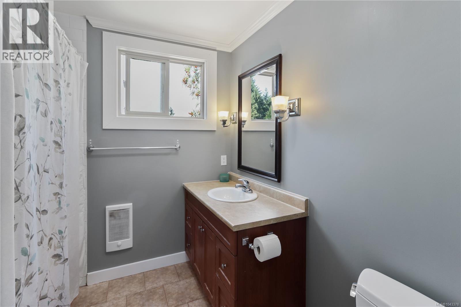 4537 Woodwinds Cres - 38