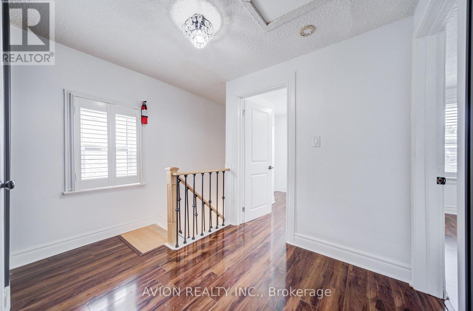 225 CLARKE STREET - 13