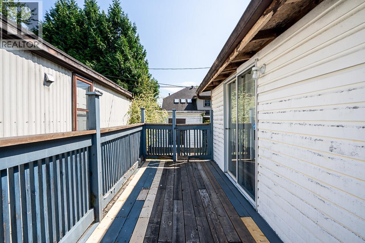 72 21163 LOUGHEED HIGHWAY, Maple Ridge