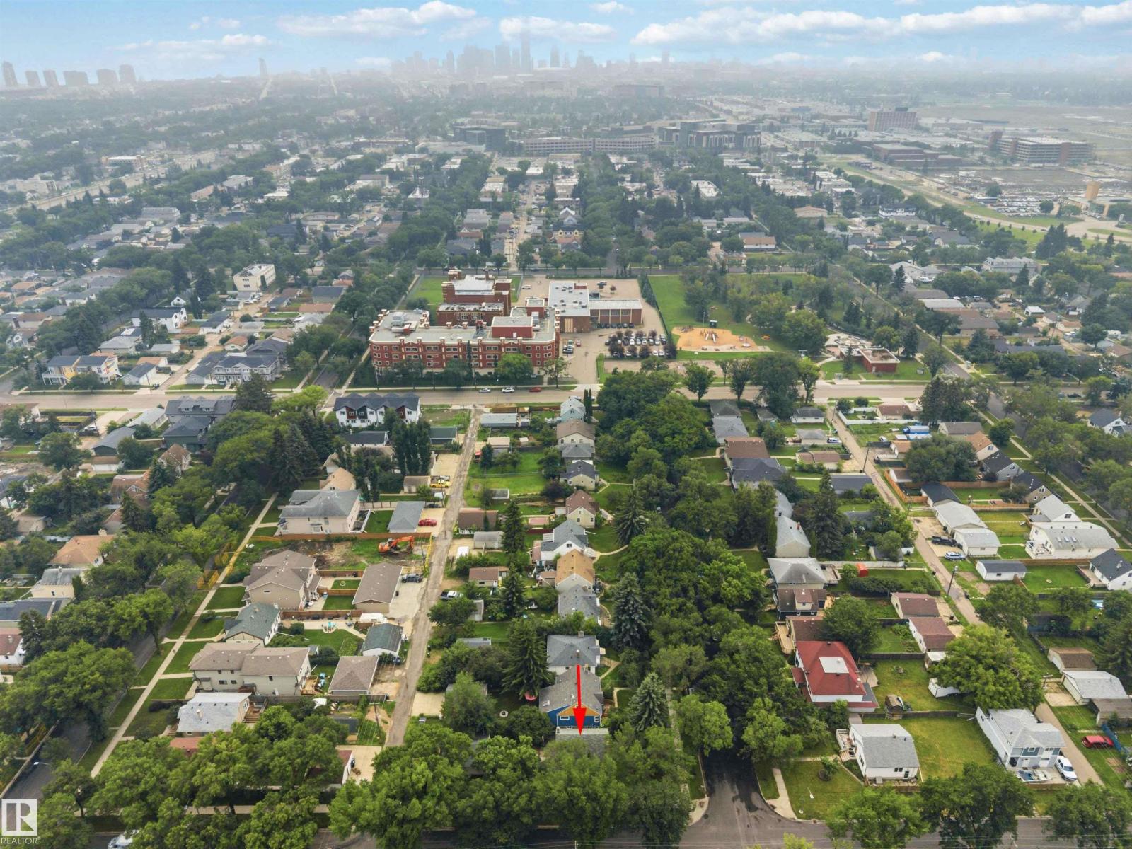 12243 104 ST NW - Image 24
