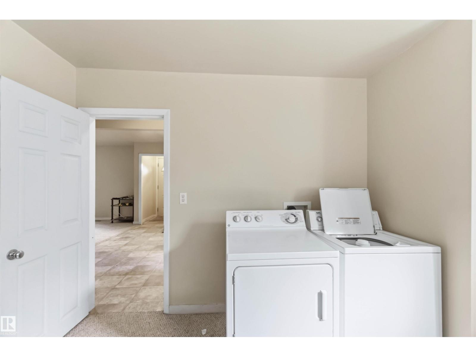 12243 104 ST NW - Image 11