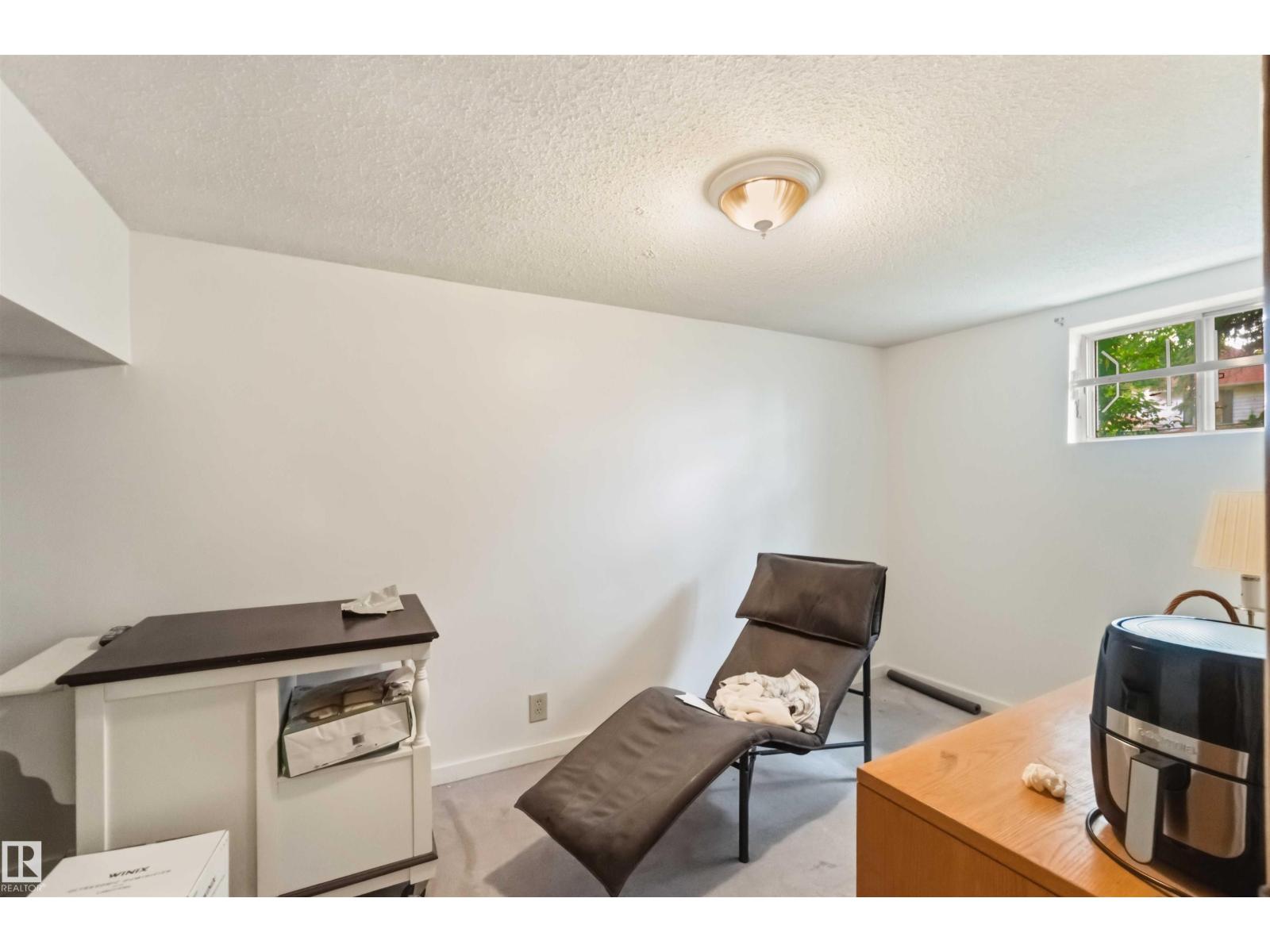12243 104 ST NW - Image 19