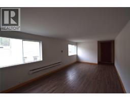 112 Fourth Street, Salmo, BC V0G1Z0 Photo 10