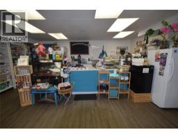 112 Fourth Street, Salmo, BC V0G1Z0 Photo 6