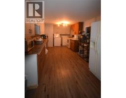 112 Fourth Street, Salmo, BC V0G1Z0 Photo 9