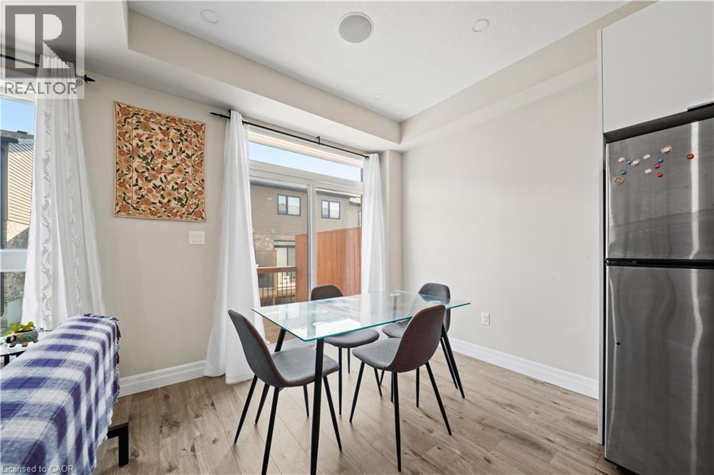 #18 811 SARNIA Road - Image 13