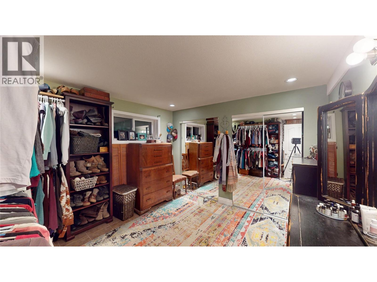 4200 Wilks Road - Image 25