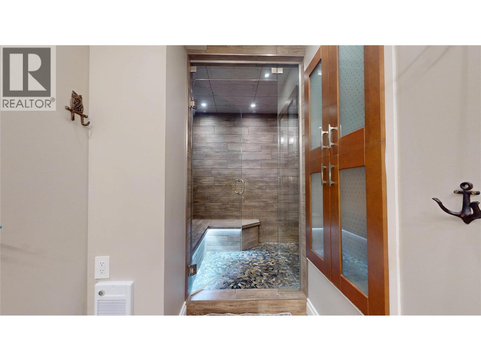 4200 Wilks Road - 30