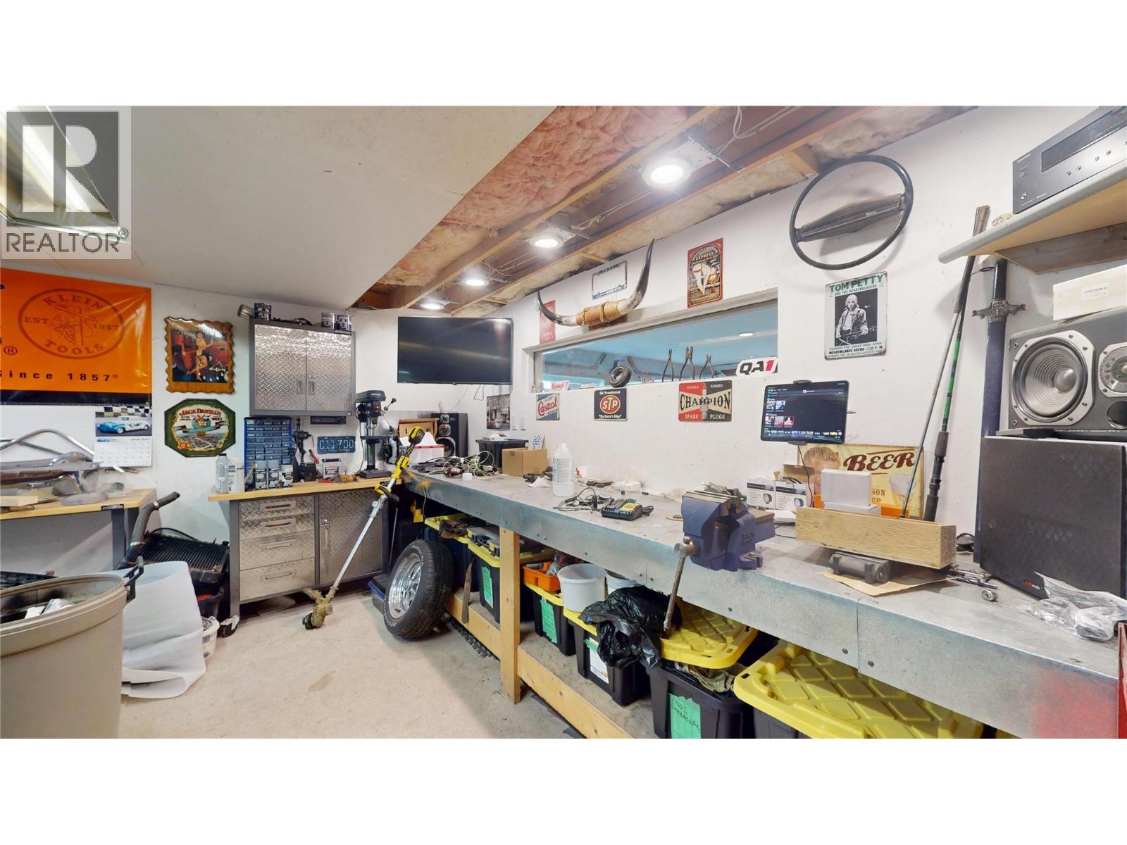 4200 Wilks Road - Image 36