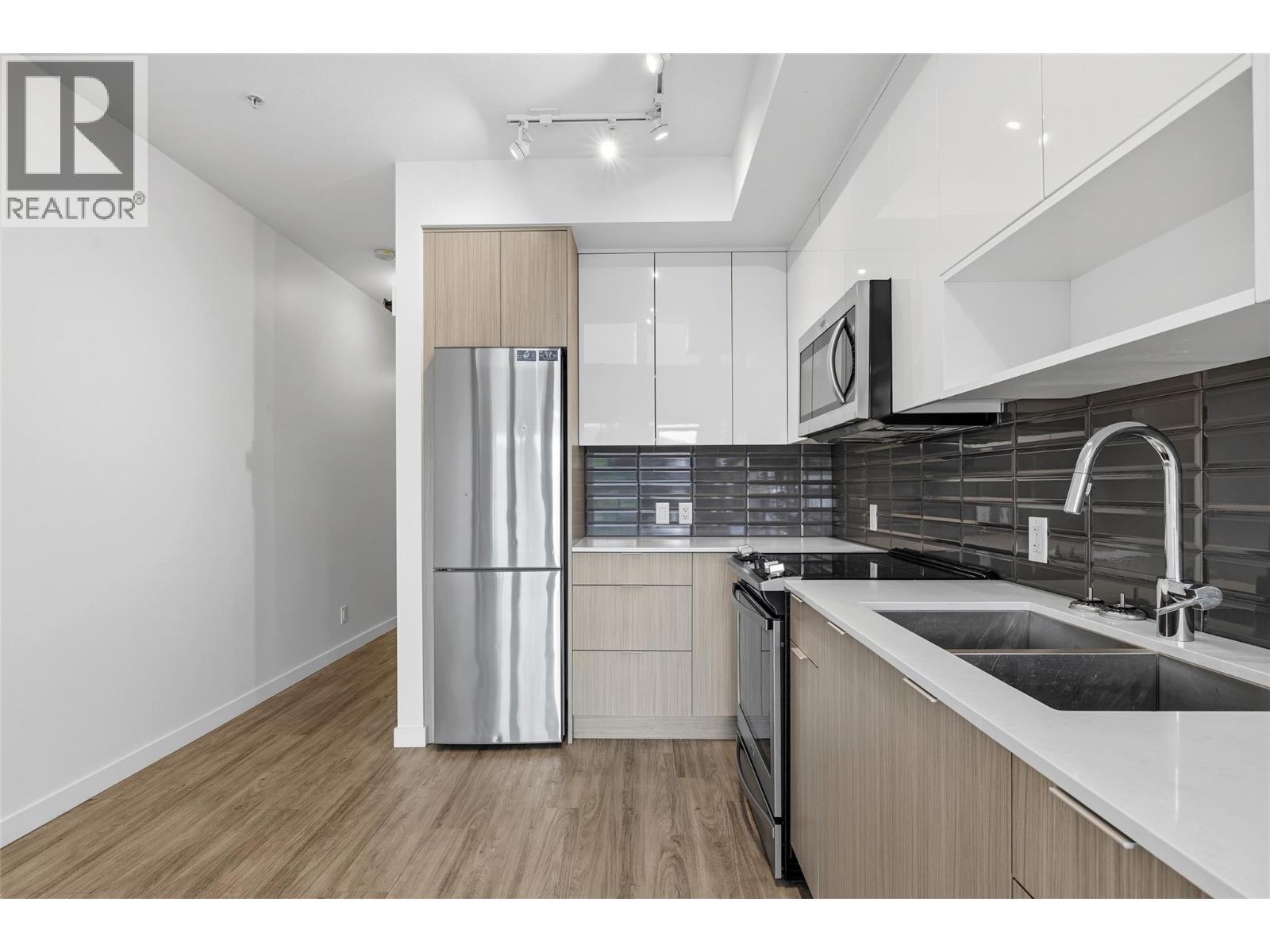 101 1775 Chapman Place, Kelowna