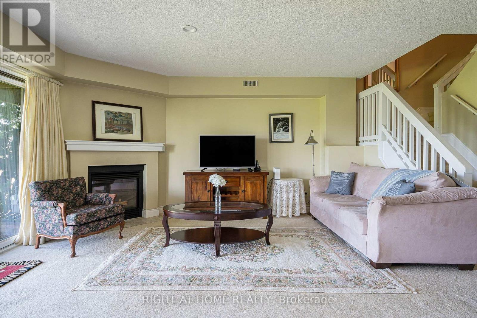569 OXBOW CRESCENT - 12