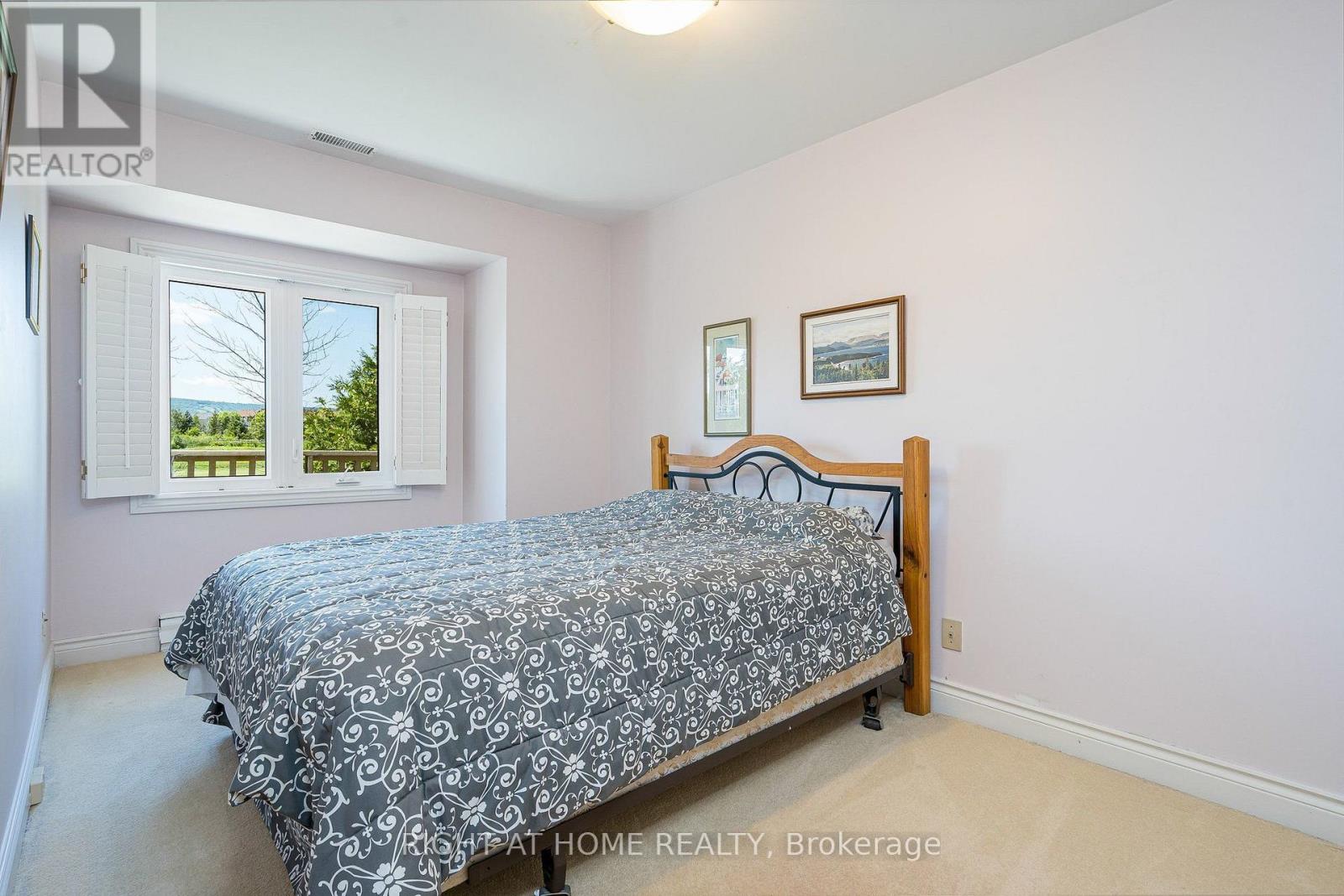 569 OXBOW CRESCENT - 22