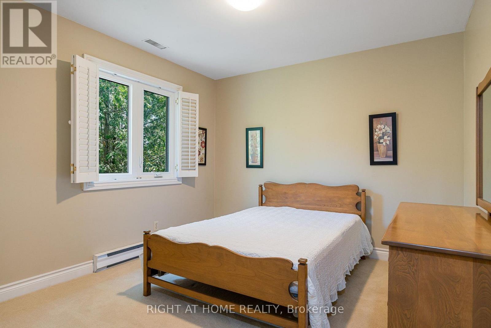569 OXBOW CRESCENT - 26