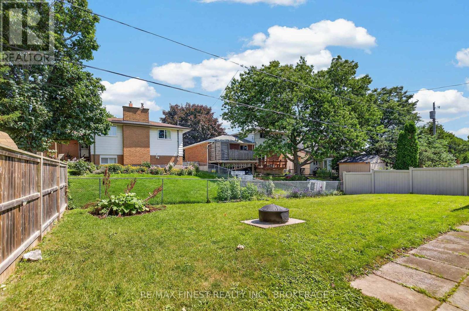 881 LUDGATE CRESCENT - 45