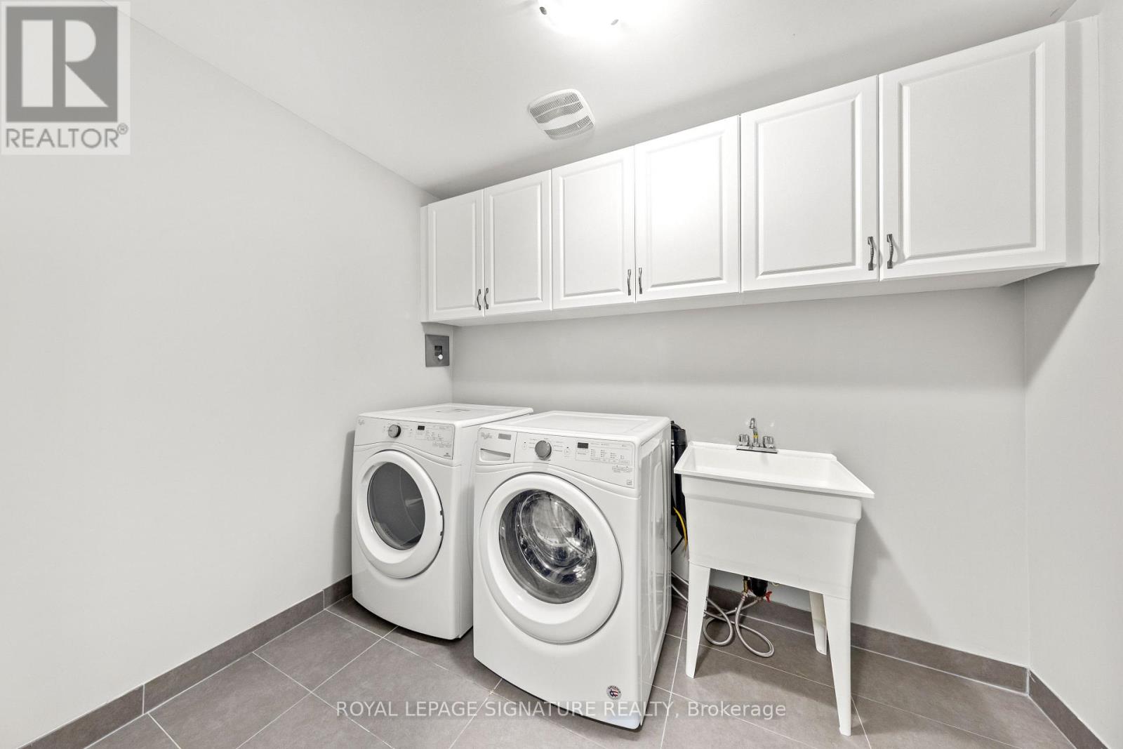 51 DORIS PAWLEY CRESCENT - 27