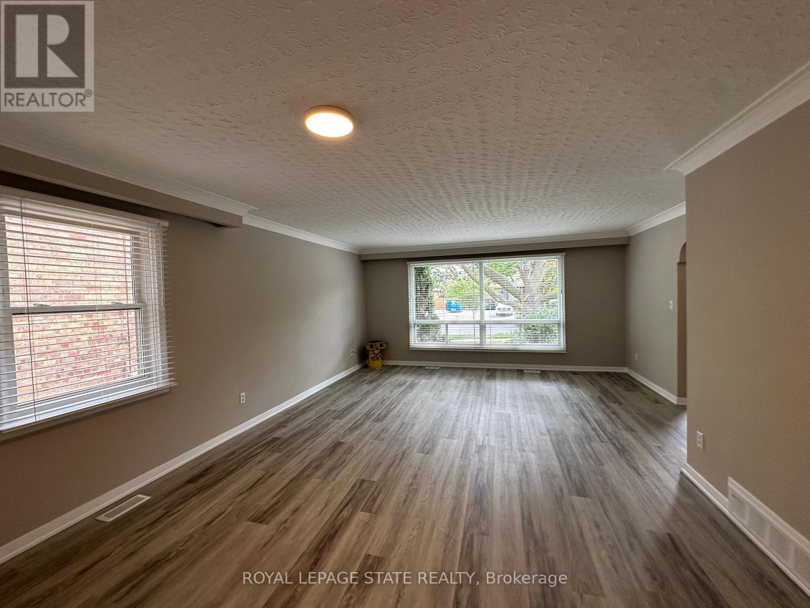 20 LLOYD MANOR ROAD - 10