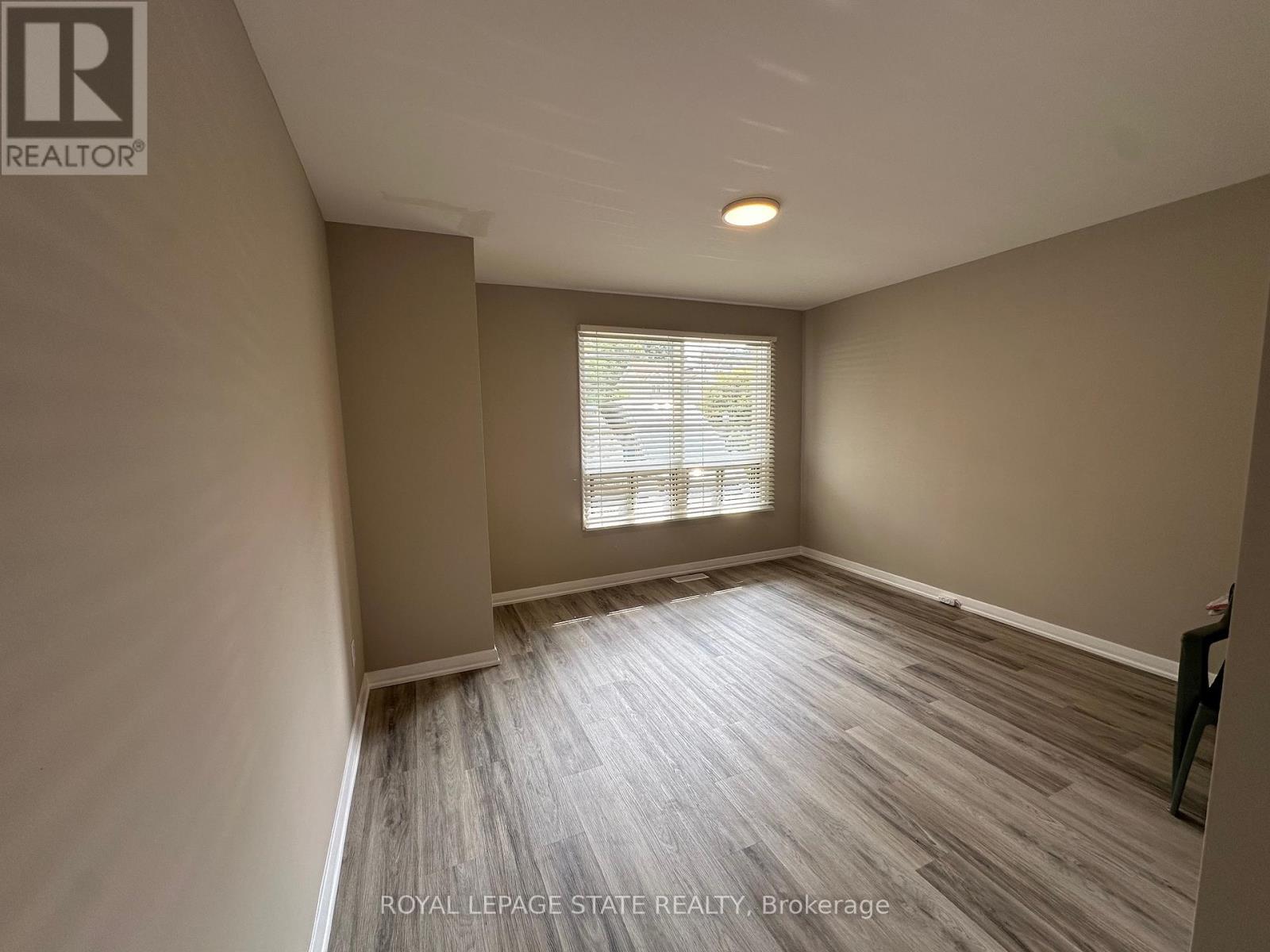 20 LLOYD MANOR ROAD - 21
