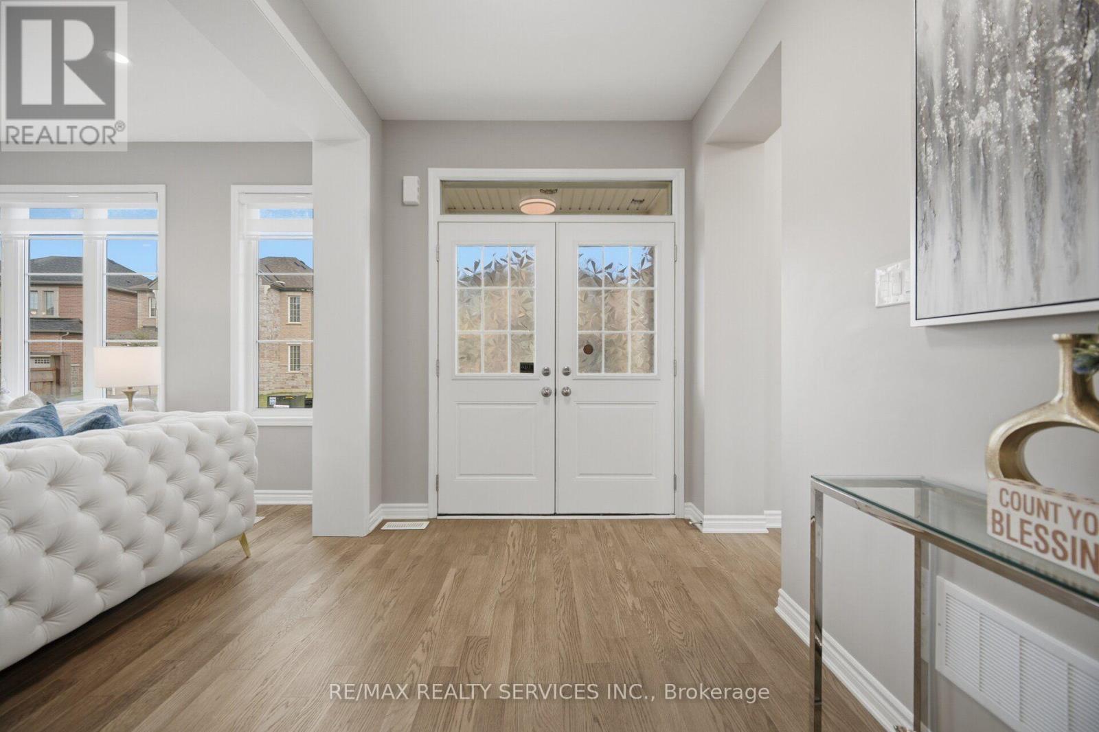 542 BOYD LANE - 6