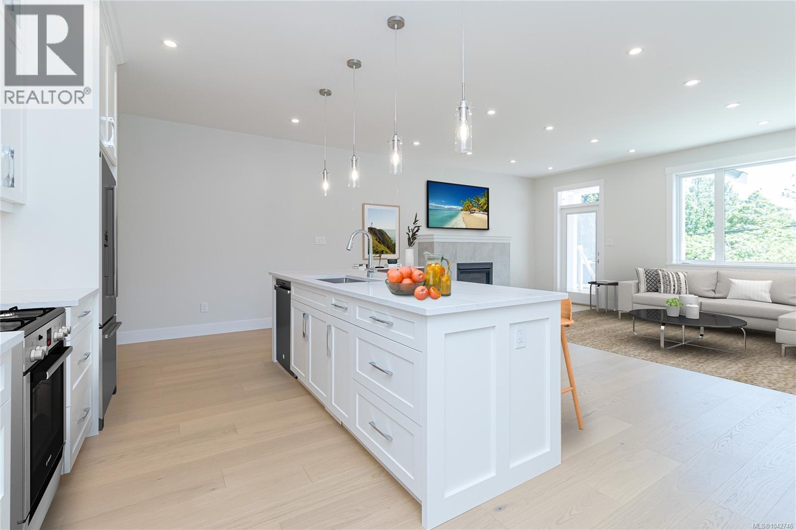 780 Russell Rd - 17