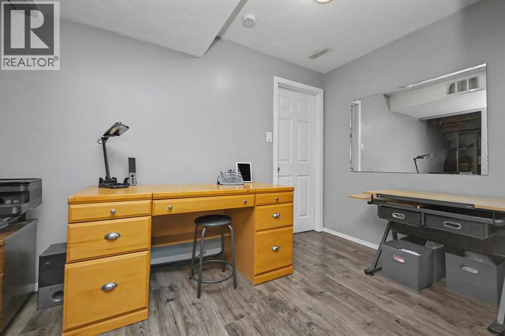 6029 89 Street - Image 28