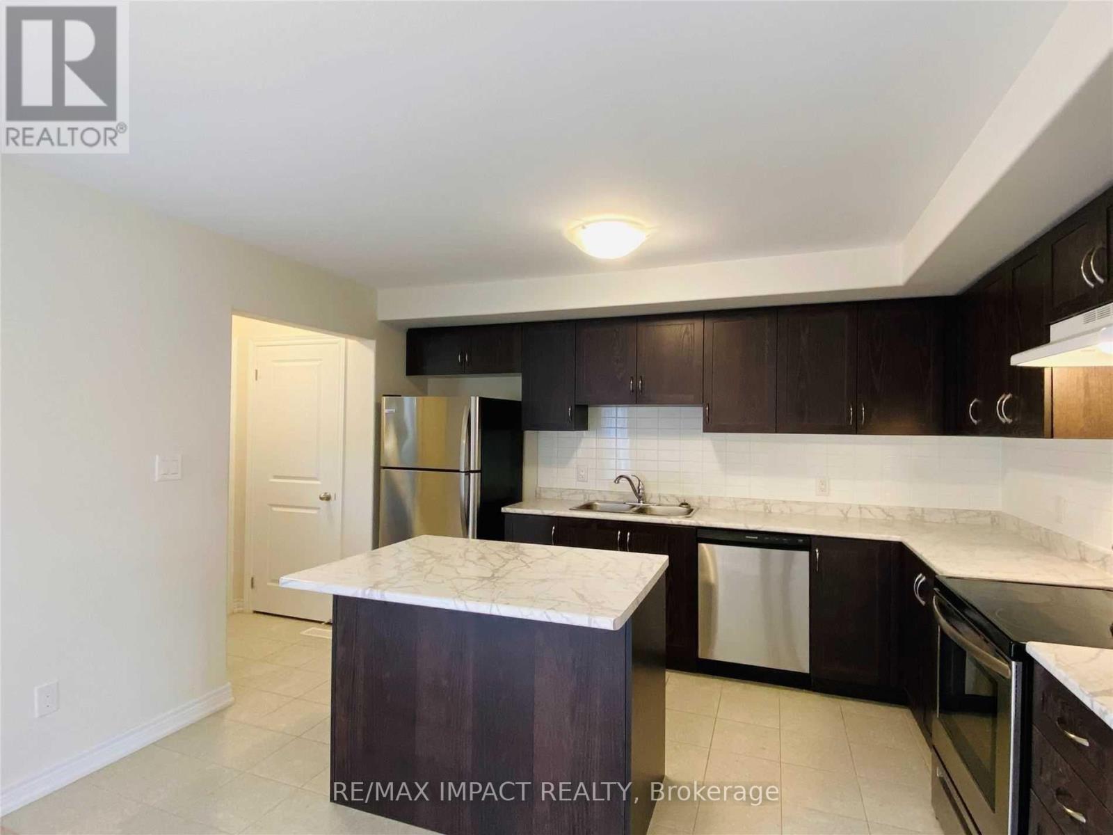 867 BROADWAY BOULEVARD - 7