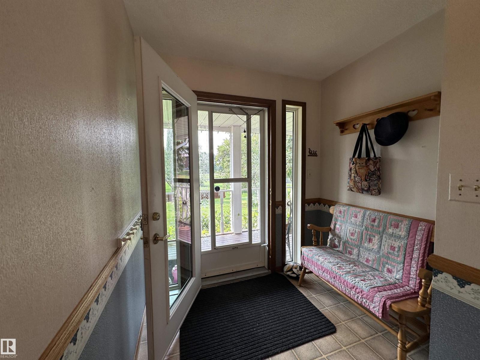 2340 28 AV SW - Image 23