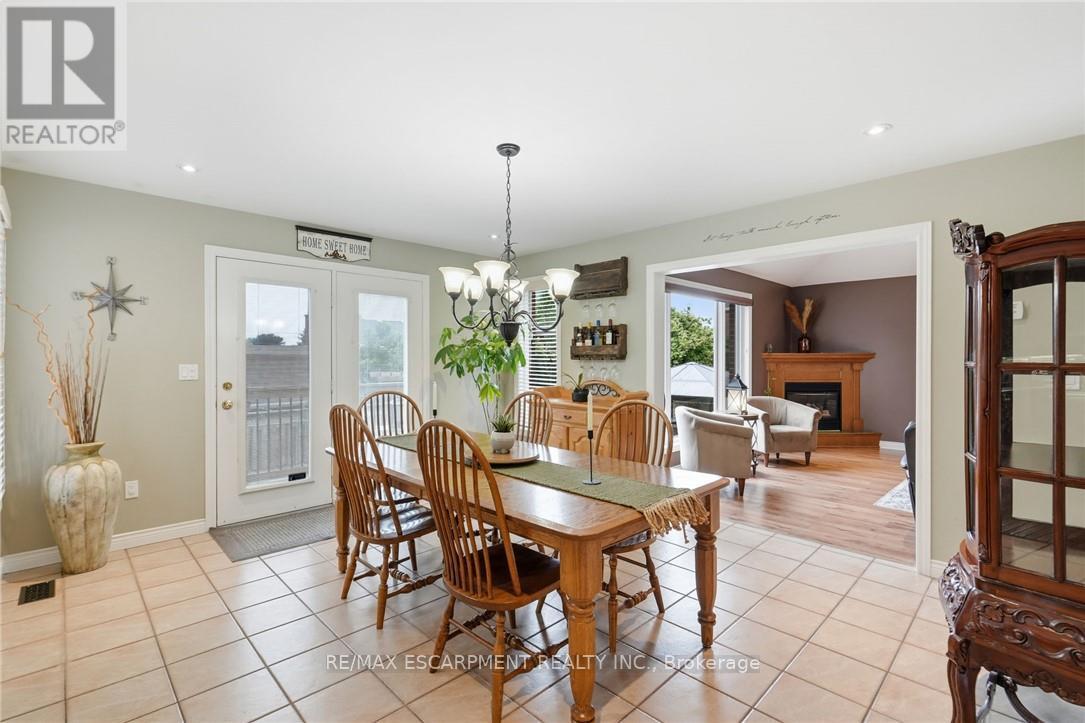 5 MANOR CRESCENT - Image 14