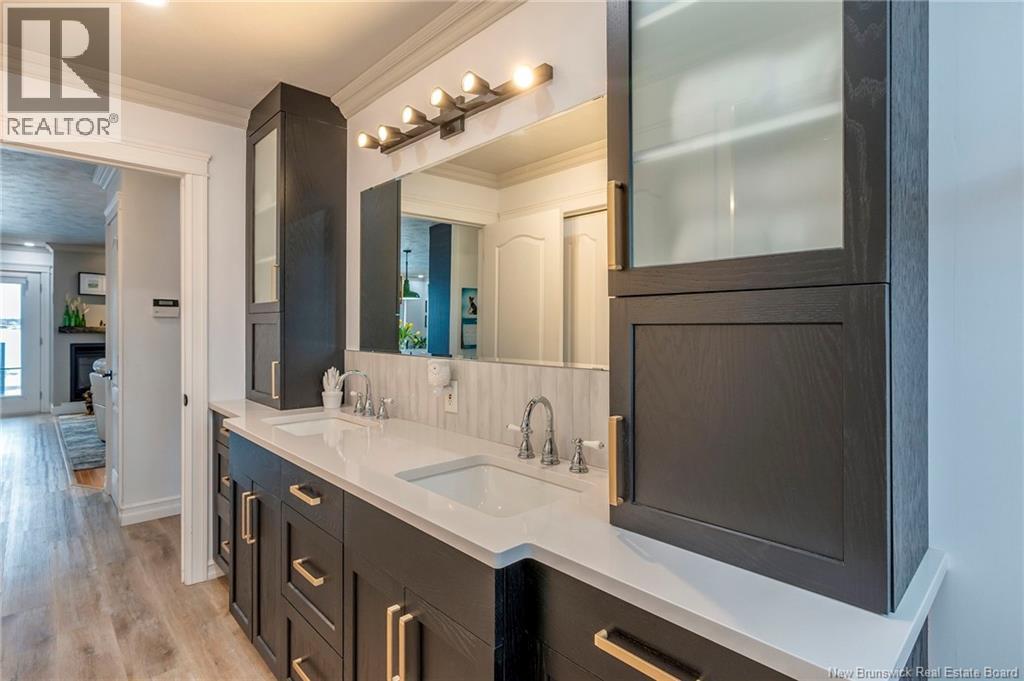 355 Cornwall Road - 18