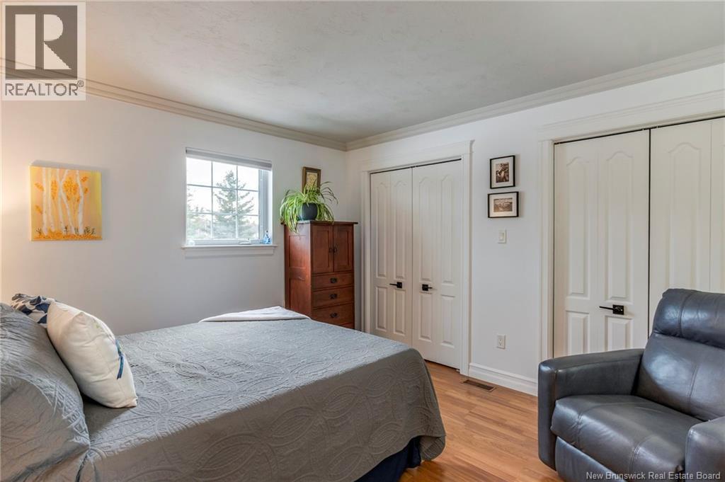 355 Cornwall Road - 23