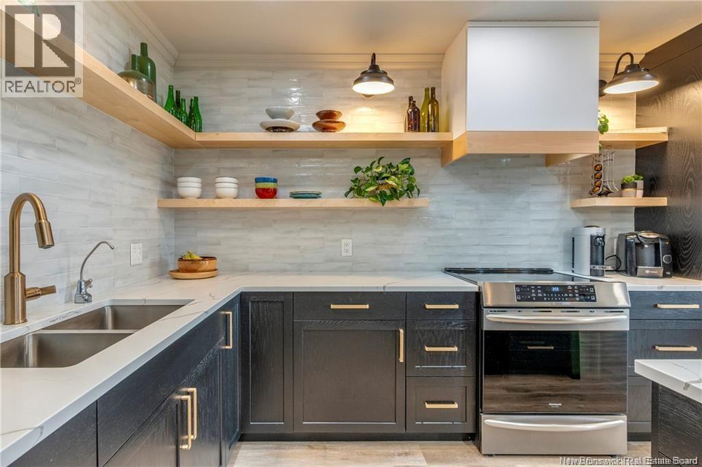 355 Cornwall Road - 26